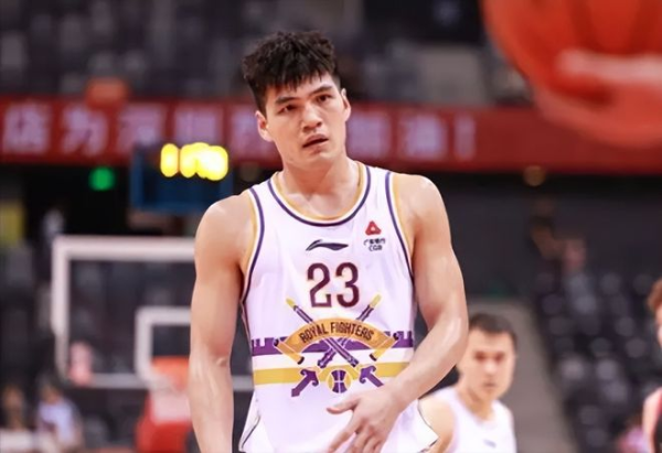 启兴网 自己不用也不给别队用？传北控将匹配陈国豪合同，此操作或是双输