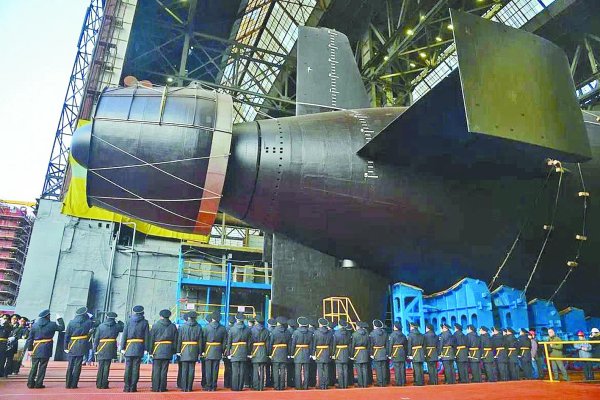 佳荣网配 俄最新核潜艇下水，可搭载“末日鱼雷”